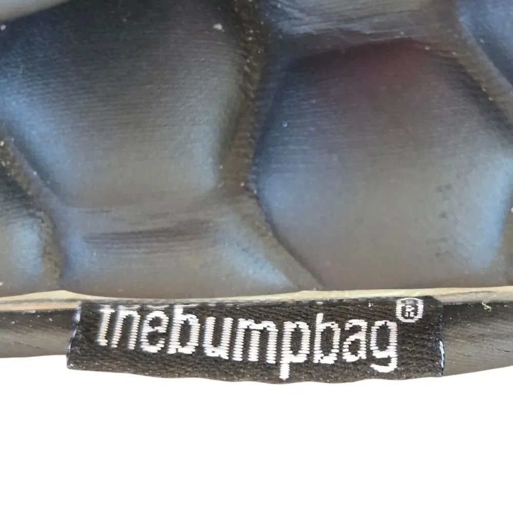 The Bump Bag Cosmetics Organizer Tri-fold Travel Clutch Black